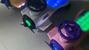 Xe lắc máy bay hàng cao cấp