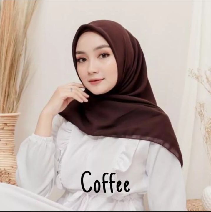 jilbab segi empat kerudung segi 4 bella square terbaru warna coklat pramuka