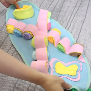 "SG STOCK" Dog Snuffle Treat Dispensing Blanket for Dogs Interactive Puzzle Pet Chew Toy Reducing Boredom Preventing Obesity