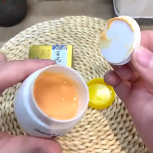 Baiyaolang Dehumidifying Ointment Skin Care Ointment Psoriasis and Eczema Ointment Antibacterial Herbal Relieves Eczema and Rash Baiyaolang Cream is Suitable for Children Adults and the Elderly Treats Itchy and Allergic Skin