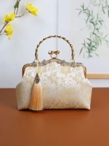 New 2025 Chinese Style Handbag Womens Retro Versatile Single Shoulder Crossbody Small Square Bag Handheld Cheongsam Bag