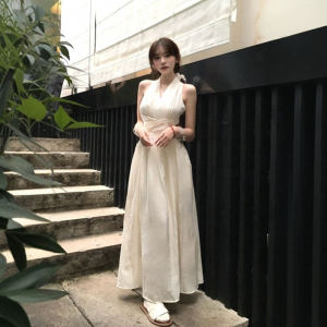 CHANGTONG | Đầm Eo Dây V-Neck Thanh Lịch