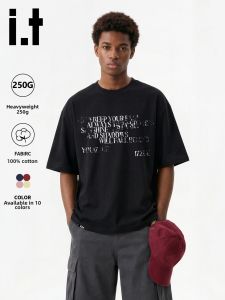 izzue | Retro American Style T-Shirt