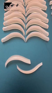 Sweetheart Lash Lift Silicone Pads 4 Pasang Bantalan Silikon Warna-warni Anti Keriput untuk Eyelash Extension & Perawatan