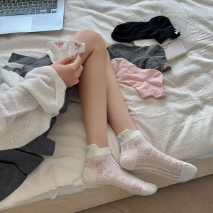 ถุงเท้าแบบเกาหลี5คู่สำหรับผู้หญิงถุงเท้ามีโบว์ปักลายหวานๆสไตล์ถุงเท้าแบบบางฤดูร้อน