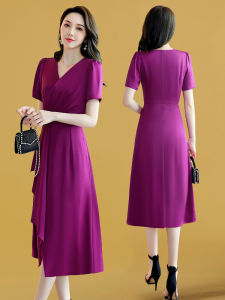 ชุดเดรสสีชมพูม่วง แขนสั้น ทรงเอ กระโปรงทรงเอ ผ้าโพลีเอสเตอร์ ฤดูร้อน 2022 แฟชั่นสตรีวัยกลางคน กระโปรงทรงเอ