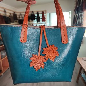 กระเป๋าแฮนด์เมดหนังแท้ กระเป๋าถือ กระเป๋าผู้หญิง