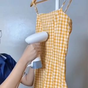 PHILIPS Handheld Steamer (STH1000/10) - Quick Ironing/Steaming 85ml Detachable Water Tank Safe in All Types of Fabric