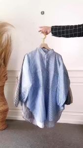 MODIS - Saeri Salur Blouse: Pakaian Atasan Wanita yang Nyaman dan Elegan