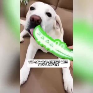 Crocodile Shape Freezable Dog Chew Toy Treat Dispensing Slow Feeder Rubber Teeth Cleaning Interactive Puppy Puzzle Dispensing