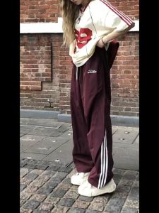 ฤดูร้อนอเมริกันวินเทจชนสีประกบคอวีแขนสั้นเสื้อยืดกีฬาลำลองผู้หญิงด้านบน