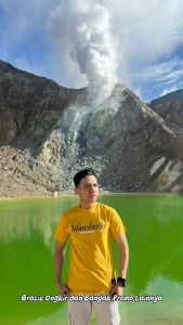 Kaos Distro Kekinian: Baju T-Shirt Casual Pria & Wanita