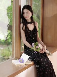 Đầm Ôm A-Line Ruffle Dây Đen Hoa Văn