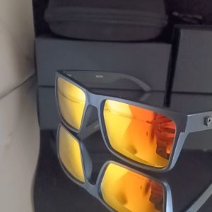 VOLCOM Kacamata Hitam Pria Anti Silau Siang Malam Plolarized Kaca Mata Anti Uv