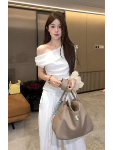 YUEZHONGWEI | White Asymmetrical Shoulder Short Sleeve T-Shirt Women Summer Slim Fit Design Bared Shoulder High-End Feel Top Korean Style