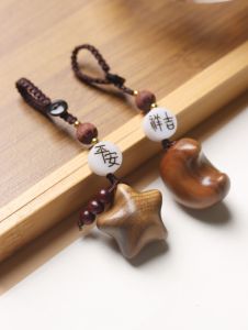 Mặt Dây Chuyền Khóa Kéo Hình Sao May Mắn Bằng Gỗ Đàn Hương Xanh Tự Nhiên Đồ Trang Trí Điện Thoại Di Động Túi Xách Trung Quốc Thủ Công