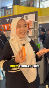 TORRAS QPRO 360° Spin Magnetic Stand Case for iPhone17 Pro Max/17 Pro/16 Pro Max Transparent Shockproof Full Camera &Button Coverage