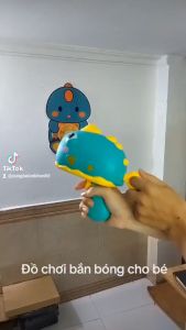 Đồ Chơi Bắn Bóng Dính Hình Khủng Long Kèm Bảng Phi Tiêu Tăng Tập Trung Cho Bé