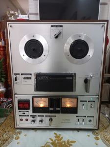 Máy hát băng cối Sony TC-6635 size to cao còn mới keng zin nguyên bản.