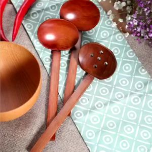 Sendok Mie Ramen dan Sendok Sup Kayu: Pilihan Terbaik untuk Restoran