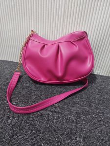 Aizolshop Tas Selempang Livy Viral Terbaru