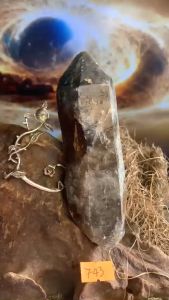 Viên đá Thạch Anh đen tự nhiên trụ tinh thể gậy năng lượng cực mạnh vũ trụ 743