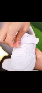 [YW]Gerace White Leather Kids Sneakers Hook Loop Closure Round Toe Casual Shoes for Boys Girls