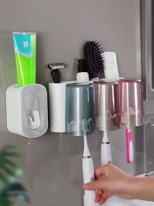 ECOCO ที่วางแปรงสีฟันพร้อมแก้ว ชั้นวางแปรงสีฟัน อุปกรณ์จัดเก็บแปรงสีฟัน ห้องน้ำ สวยงาม 1 ชุด