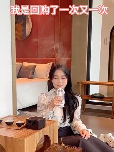 เครื่องฟอกอากาศอโรมา เครื่องพ่นสเปรย์อโรม่า กระจายกลิ่นอโรมา ขนาดเล็ก พกพาสะดวก กระจายกลิ่นหอมยาวนาน 5 โหมดสเปรย์น้ำหอม 046