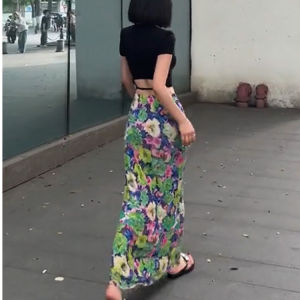 กระโปรงทรงเอเอวสูงพิมพ์ลายสีสันสดใสสำหรับผู้หญิง กระโปรงทรงเอยาวคลุมเข่า ทรงเข้ารูป กระโปรงทรงเอเอวสูง