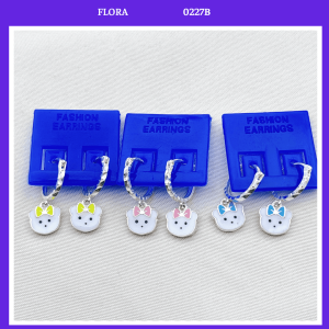 FLORA 0227B - Bông tai bạc ta hình gấu đeo nơ màu xanh vàng xanh da trời hồng dành cho bé gái