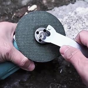 Adjustable Four-claw Wrench