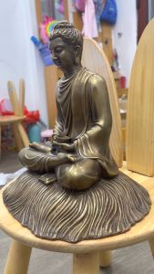 Tượng Phật Thích Ca Ngồi Bệ Rơm Bằng Đồng Cao 30cm Nặng Khoảng 4kg