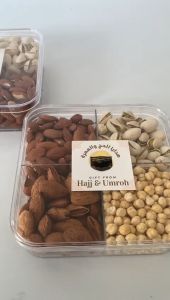 Paket Kacang Mix 4 In 1 Sekat Empat | Camilan Almond Pistachio Hadiah Haji Umroh