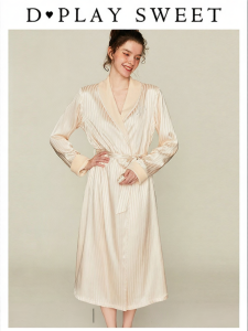 Luxurious Warmth Bathrobe