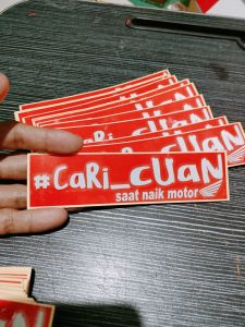 stiker cutting cari cuan saat naik motor Honda stiker motor stiker lucu stiker kata-kata stiker viral stiker motor honda