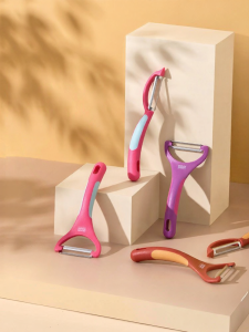 Kuhn Rikon | Versatile Kitchen Fruit Peeler