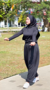 HIA Everywear Shafiya Pants Oversized Sport Wanita Bahan Heactive Fabric