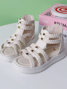 LJMOFA Girls Non-Slip Sandals Soft Thick Sole Zipper Princess Shoes for Beach & Daily Wear
