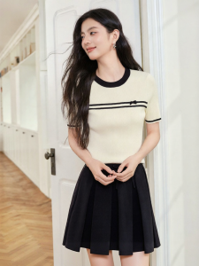 OSA | Colorblock Slim Fit Knit Top With Bow