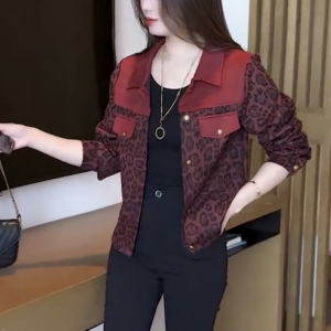 2024 Spring & Fall New Arrival Leopard Splicing Polo Collar Mom Coat Loose Western Style Flab Hiding Elegant Youthful Undershirt Female