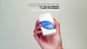 Isntree Hyaluronic Acid Airy Sun Stick 22g