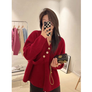 เสื้อสเวตเตอร์ถักสีแดงสไตล์ฝรั่งเศสสำหรับผู้หญิงในฤดูใบไม้ร่วงและฤดูหนาว เสื้อคลุมคาร์ดิแกนถักแบบหลวมๆ สไตล์ลำลองสำหรับผู้หญิง