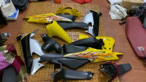 Bộ vỏ nhựa xe máy Wave RS100 hàng Việt Nam loại 1 màu Vàng