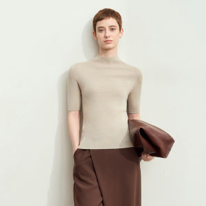 AMII | Spring New Style Semi-High Collar Seamless One-Piece Sweater