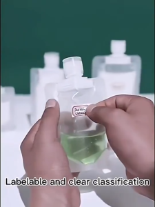 Travel Refillable Bottle 30/50/100 ML Travel Size Refillable Empty Pouches Shampoo Liquid Cosmetic Storage Container 分装瓶