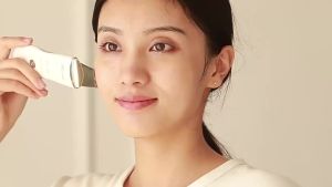 Vibration Face Skin Scrubber Blackhead Remover Facial Pore Cleaner Face Lifting Deep Clean Face Skin Tool Vibration Face Spatula
