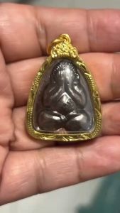 K861 พระปิดตา พระหลวงพ่อแพ จัมโบ้ หลัง ยันต์ ยกซุ้ม หลวงพ่อแพ วัดพิกุลทอง เนื้อนวะ เลี่ยม กรอบพระ ทองไมครอน ขนาด 3.0X4.5ซม. วัตถุมงคล พร้อมส่ง