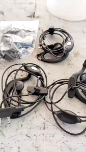 BF-106 High Definition Earpiece Lightweight HD Audio 180° Swivel Push to Talk Large PTT K-2 pin Jack
