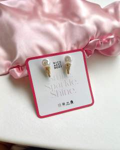 Nice Accident รุ่น ‘Ice Cream Cone’ | ต่างหูไอติมประดับมุก ก้านเงินแท้ (Pearl Ice Cream Earrings)